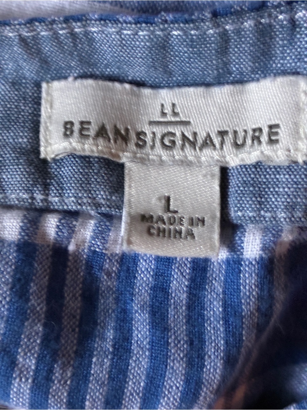 Signature Blue Plaid Tie-Hem Women's Blouse - Picture 3 of 3